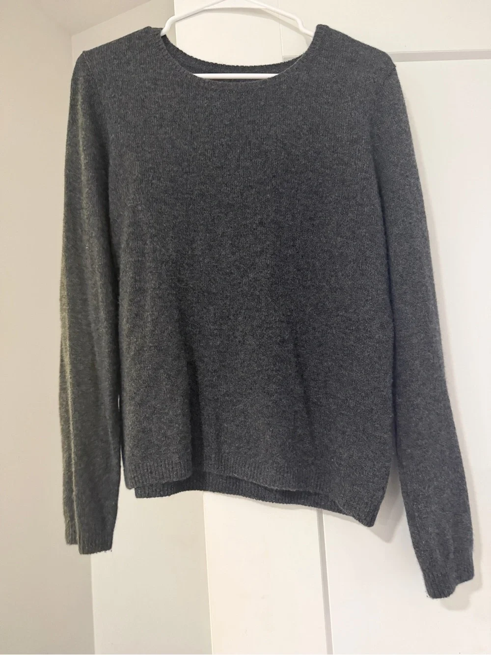 Brandy Melville 200% cashmere